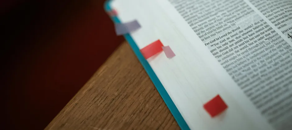 bible with tabs