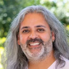 Rene Aguirre headshot