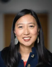 Anna Lee-Winans headshot