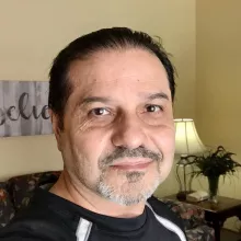 Orlando Crespo headshot